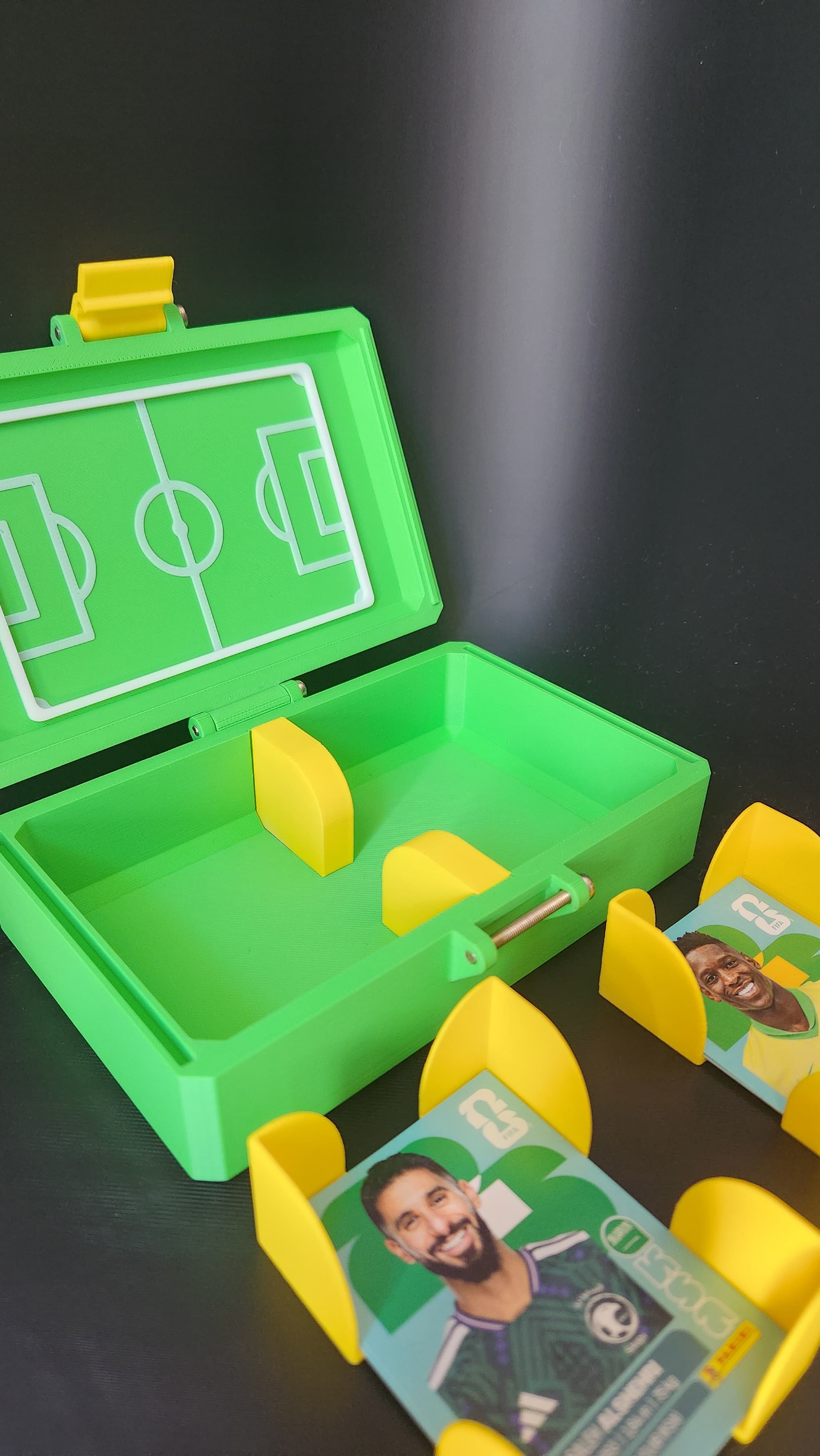 Porta Figurinhas Copa 2026 com Tampa e Divisória | Modelo liso